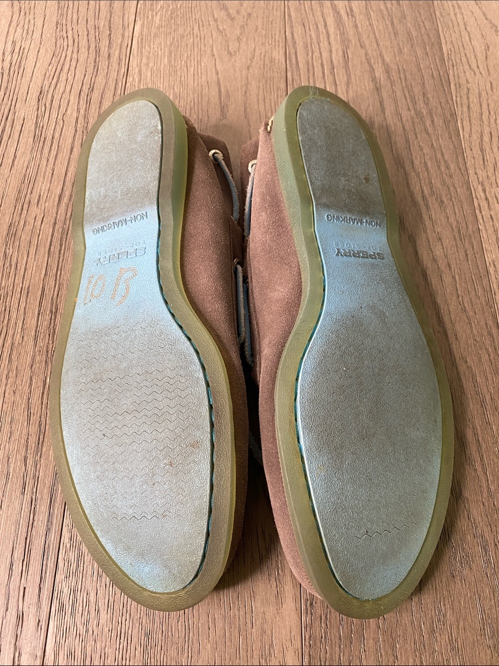 Sperry Gray Suede Boat Shoes with Light Blue Laces Men’s Size 11M - Picture 9 of 10